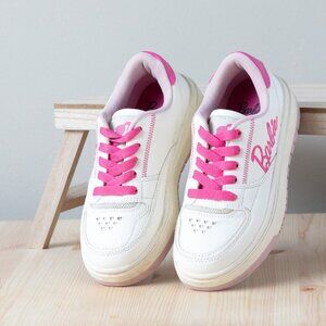 🩷 Zara Barbie Kids Sneakers – Size 32 🩷